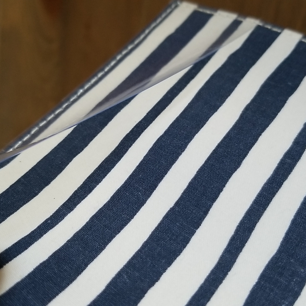 Tablet Case, Passport Cover and Key Rings - Picture 10 of 13